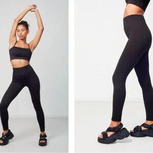 MAGNLENS Biona II Ribbed High Rise Activewear Leggings Black Size Medium $95